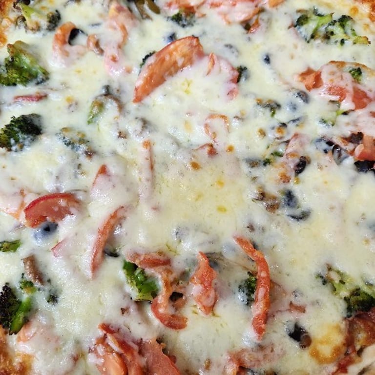 Savor Our Veggie Pizza